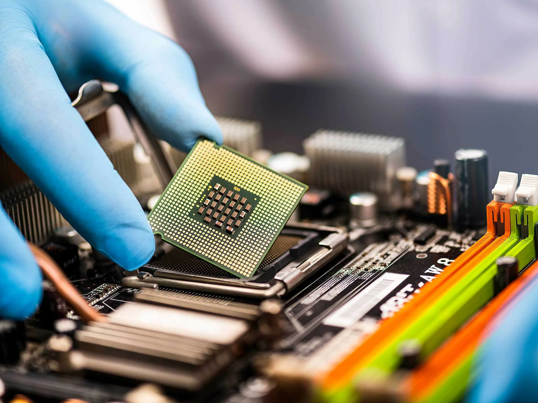 How Many Precious Metals are Found in Electronic Devices